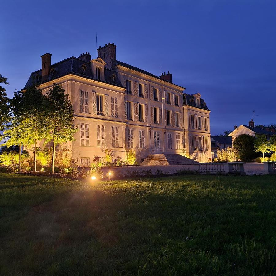 Château du Rollin Orléans Ouest- La Chapelle St Mesmin Extérieur photo